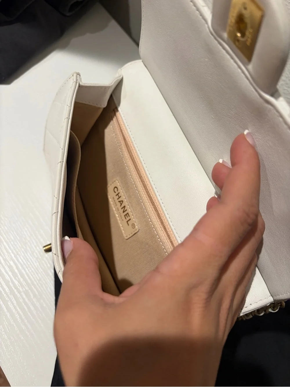 CHANEL elegant cream